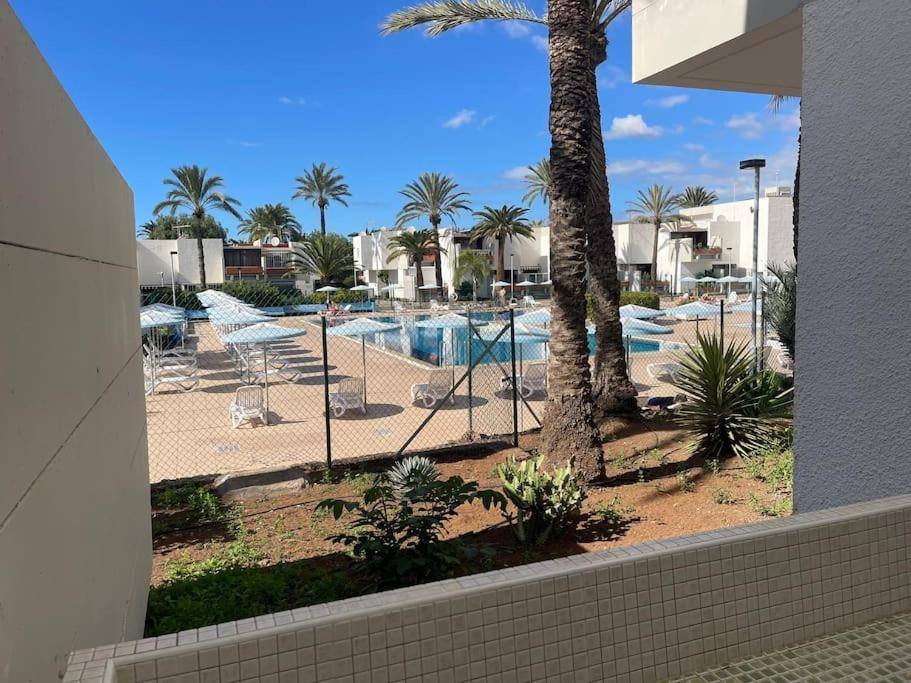 Pool View Apartment Primavera Arona  Eksteriør billede